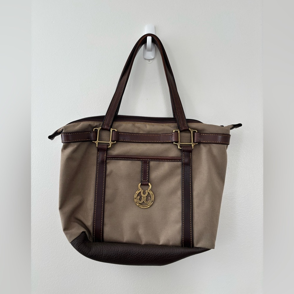 The Green Hill Collection From the Engraver Equestrian Bag Leather Straps